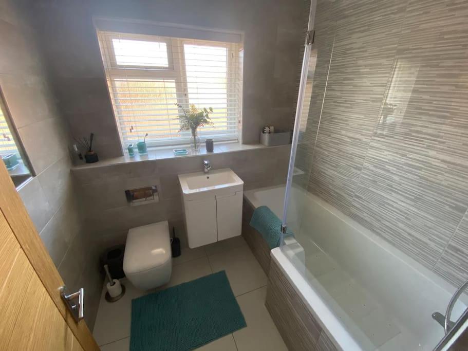 Beautiful 3 Bed Home In The Heart Of New Forest Hordle Dış mekan fotoğraf