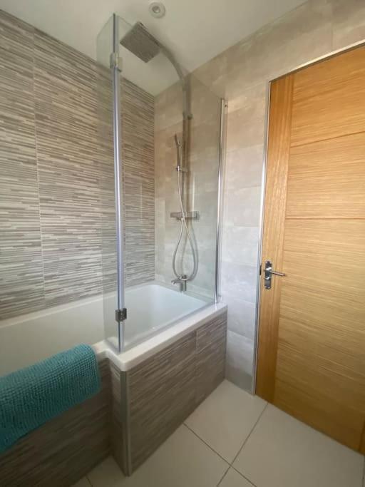 Beautiful 3 Bed Home In The Heart Of New Forest Hordle Dış mekan fotoğraf