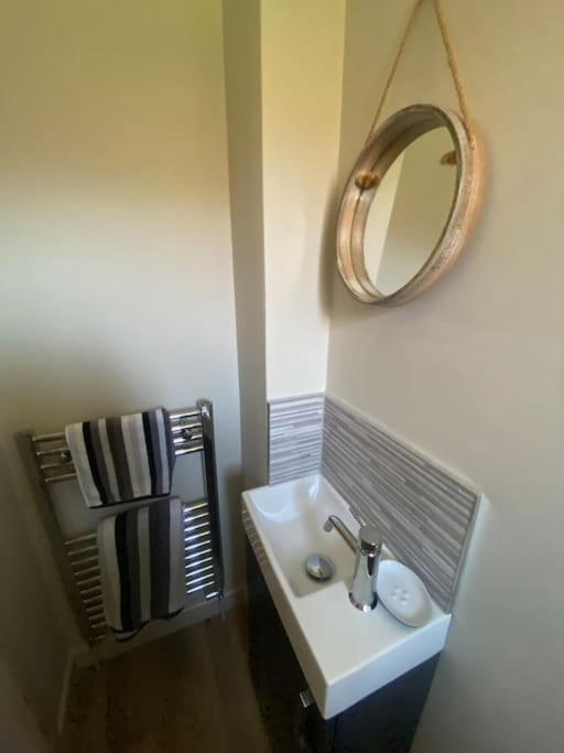Beautiful 3 Bed Home In The Heart Of New Forest Hordle Dış mekan fotoğraf